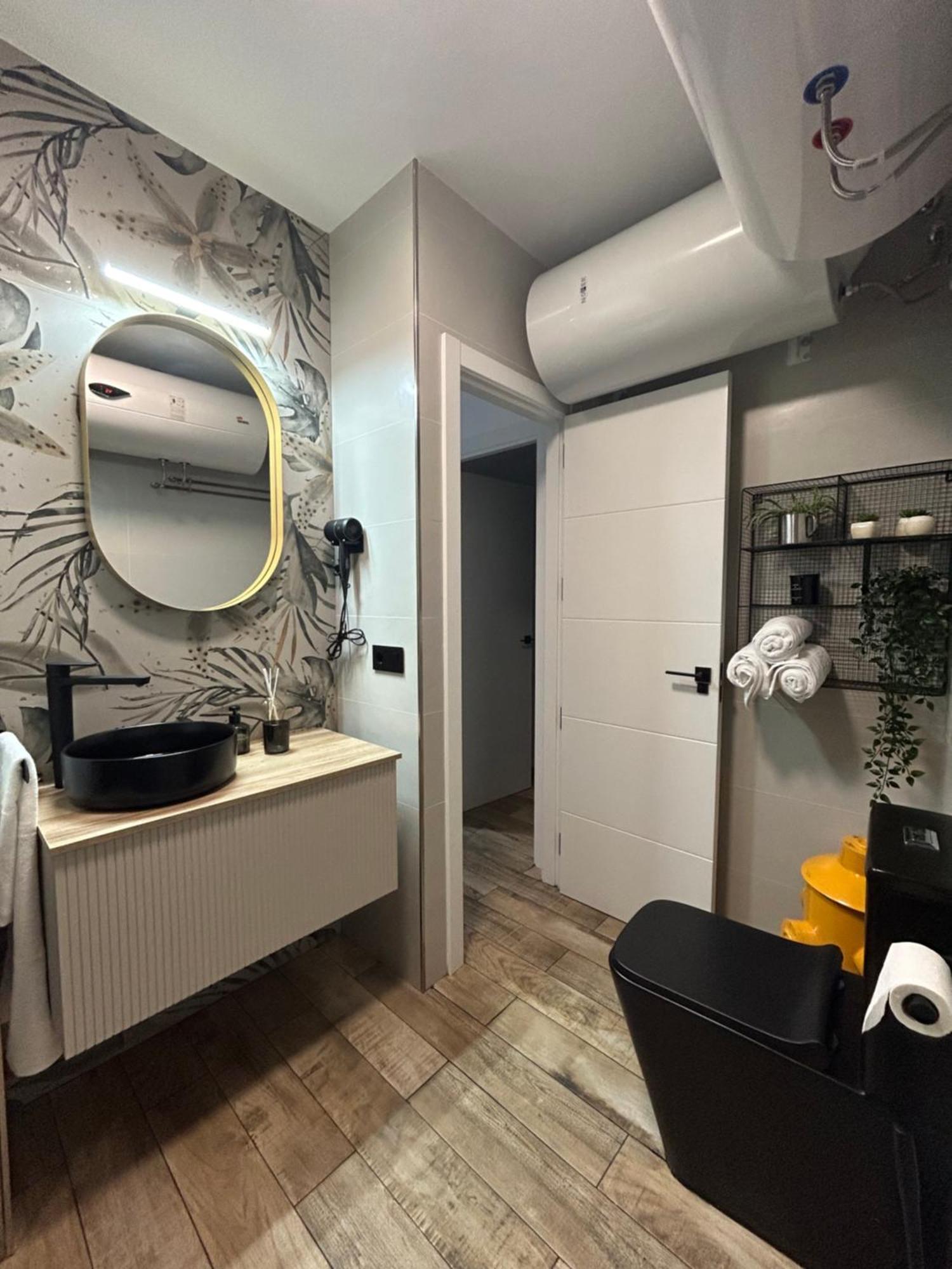 Gongora Con Parking Apartment *